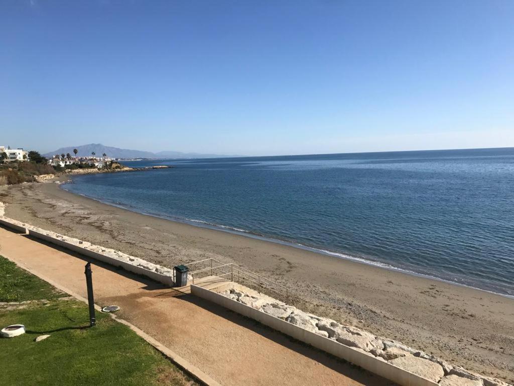 Casa De Playa Apartman Estepona Kültér fotó